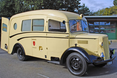 1939 Morris Commercial CV11/30 ambulance survival story