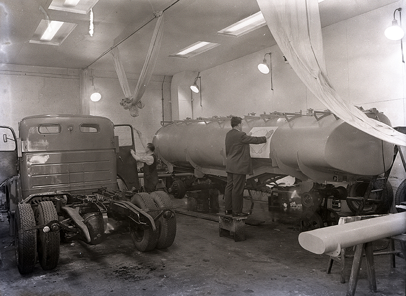 Historic commercial workshop scenes | Heritage Machines