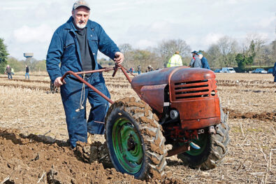 Vintage Horticultural & Garden Machinery Club’s Working Day