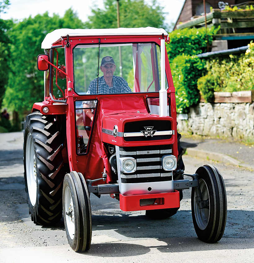 Massey Ferguson 148