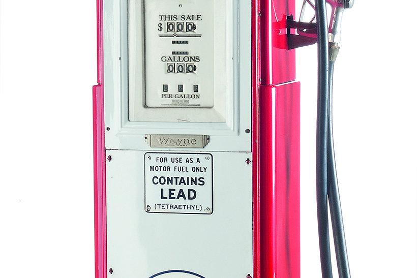 42-wayne-mobil-gas-pump-century-1936