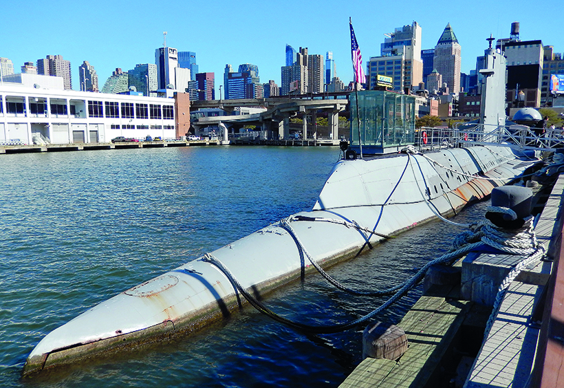  1955 submarine USS Growler